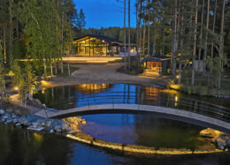 Maison moderne Polar en bois massif en Finlande